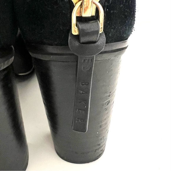 Ted Baker Women's Azaila Ankle Boot, Black, 10.5 Leather Good Condition - Picture 6 of 13